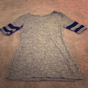 Sweater T-shirt